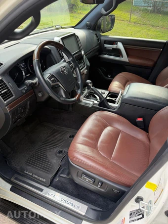 2018 Toyota Land Cruiser - miniatura 7