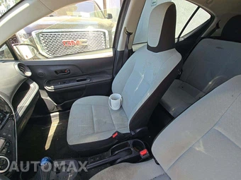 2018 Toyota Prius c One – miniatura 23