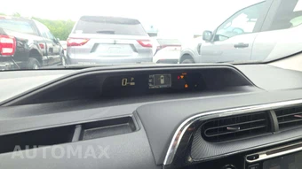 2018 Toyota Prius c Three - miniatura 28
