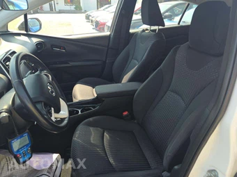 2018 Toyota Prius Prime Plus - miniatura 6
