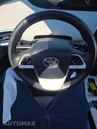 2018 Toyota Prius Three – miniatura 19