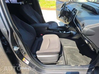2018 Toyota Prius Three – miniatura 15