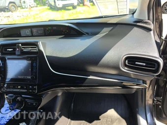 2018 Toyota Prius Three – miniatura 16