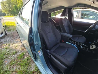 2018 Toyota Prius Three – miniatura 18