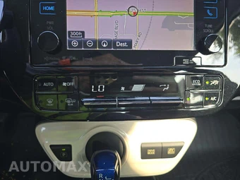 2018 Toyota Prius Three – miniatura 26