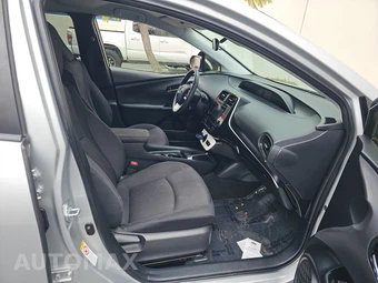 2018 Toyota Prius Two Eco – miniatura 8