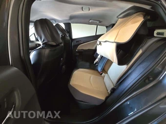 2018 Toyota Prius Two – miniatura 13