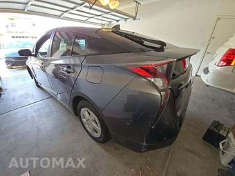 2018 Toyota Prius Two – miniatura 2