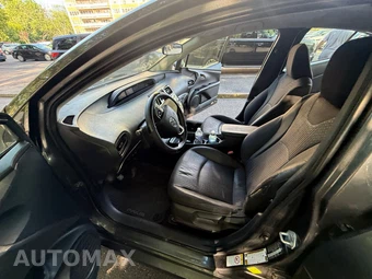 2018 Toyota Prius Two - miniatura 101