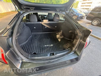 2018 Toyota Prius Two - miniatura 19