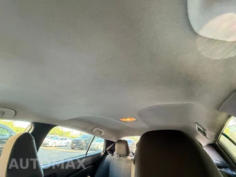 2018 Toyota Prius Two - miniatura 33