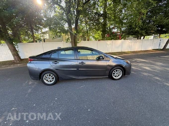 2018 Toyota Prius Two - miniatura 56