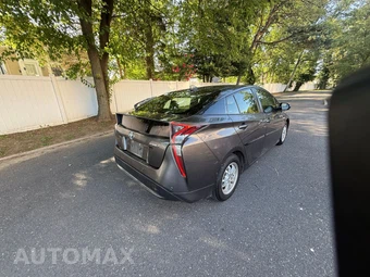 2018 Toyota Prius Two - miniatura 58