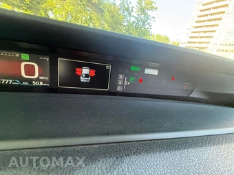2018 Toyota Prius Two - miniatura 65