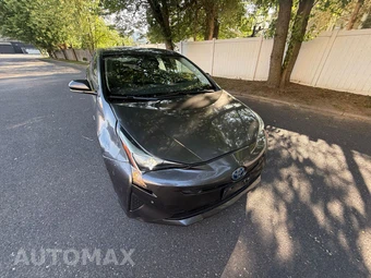 2018 Toyota Prius Two - miniatura 7