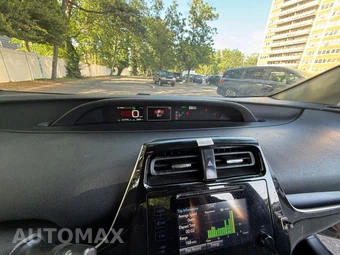 2018 Toyota Prius Two - miniatura 72