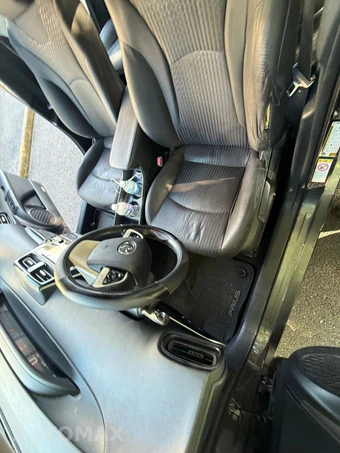 2018 Toyota Prius Two - miniatura 97