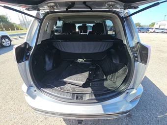 2018 Toyota RAV4 Adventure – miniatura 16
