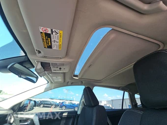2018 Toyota RAV4 Adventure – miniatura 18