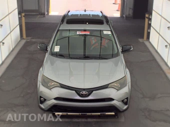 2018 Toyota RAV4 Adventure – miniatura 2