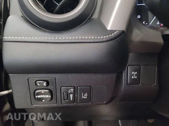 2018 Toyota RAV4 Adventure - miniatura 9