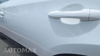 2018 Toyota RAV4 LE - miniatura 24