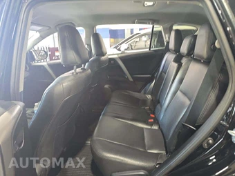 2018 Toyota RAV4 LE – miniatura 13