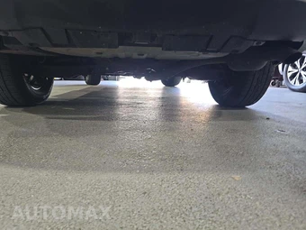 2018 Toyota RAV4 LE – miniatura 15