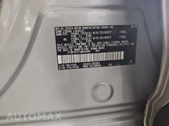 2018 Toyota RAV4 LE – miniatura 14