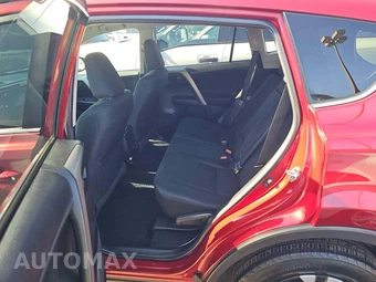 2018 Toyota RAV4 LE - miniatura 12