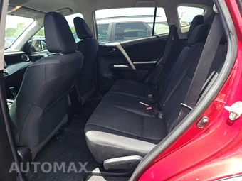 2018 Toyota RAV4 LE – miniatura 13