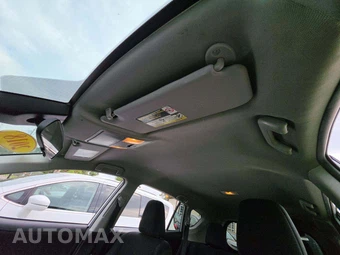 2018 Toyota RAV4 LE - miniatura 11