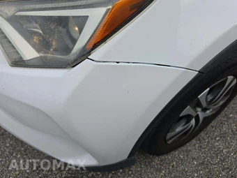 2018 Toyota RAV4 LE - miniatura 22