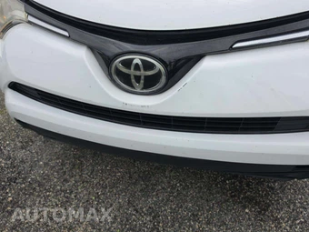 2018 Toyota RAV4 LE - miniatura 23
