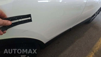 2018 Toyota RAV4 LE – miniatura 26