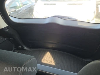 2018 Toyota RAV4 LE – miniatura 16