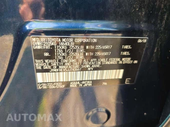 2018 Toyota RAV4 LE – miniatura 2