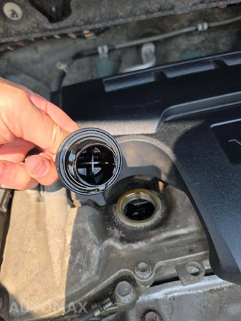 2018 Toyota RAV4 LE – miniatura 33