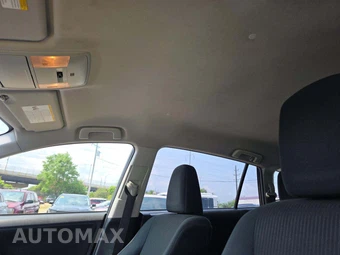 2018 Toyota RAV4 LE – miniatura 8