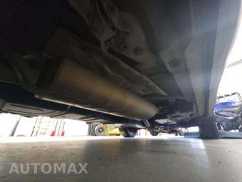 2018 Toyota RAV4 LE – miniatura 17