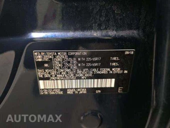 2018 Toyota RAV4 LE – miniatura 5
