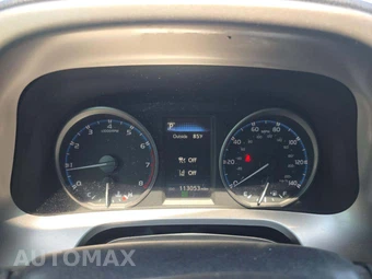 2018 Toyota RAV4 LE - miniatura 6