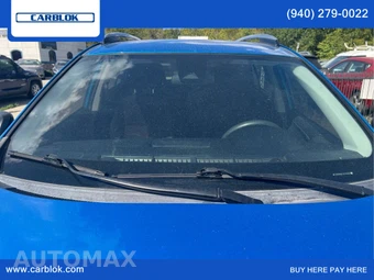 2018 Toyota RAV4 LE – miniatura 14