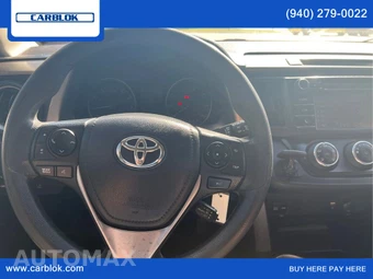 2018 Toyota RAV4 LE – miniatura 24