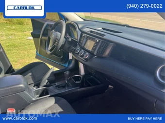 2018 Toyota RAV4 LE – miniatura 36