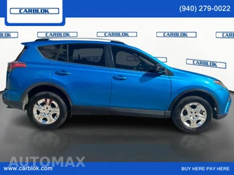 2018 Toyota RAV4 LE – miniatura 4