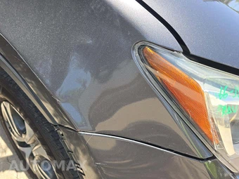 2018 Toyota RAV4 LE – miniatura 29