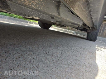 2018 Toyota RAV4 LE – miniatura 7