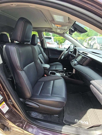 2018 Toyota RAV4 Limited – miniatura 18