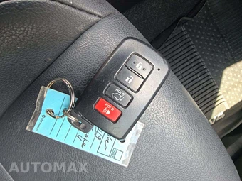 2018 Toyota RAV4 Limited – miniatura 8